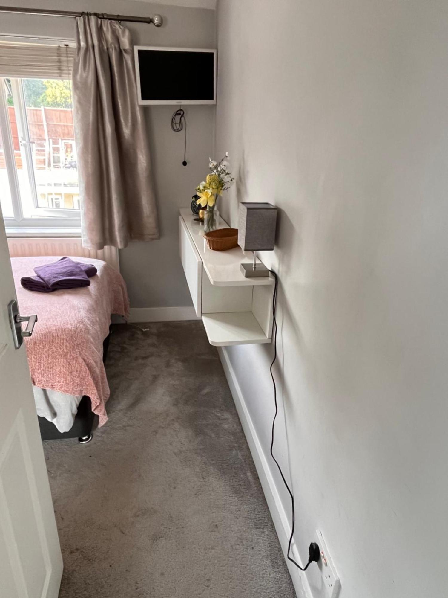 Home From Home Cosy B&B Londra Esterno foto